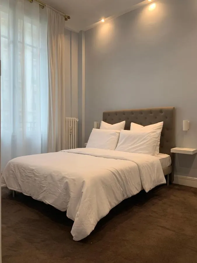 Charming Eiffel Tower Appartement 파리